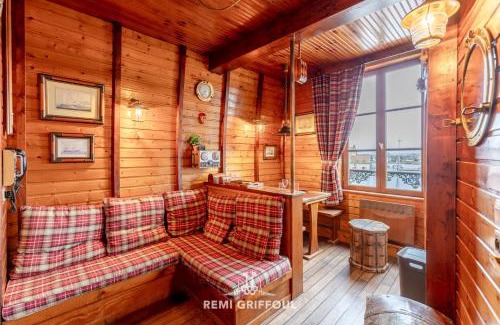 Honfleur Apartment | Le Carré - Studio ON the port of Honfleur - Incredible view 2 P