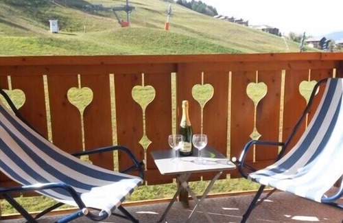 Montalbert Apartment | Le Chalet de Montalbert 25C