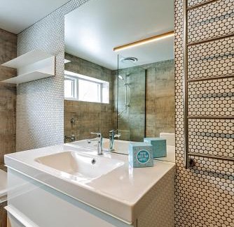 Falls Creek Apartment | Le Chalets- King of the mountain- sleeps 18 by ABM