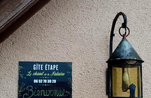 Grezes House | Le Chant de la falaise Gite D'étape