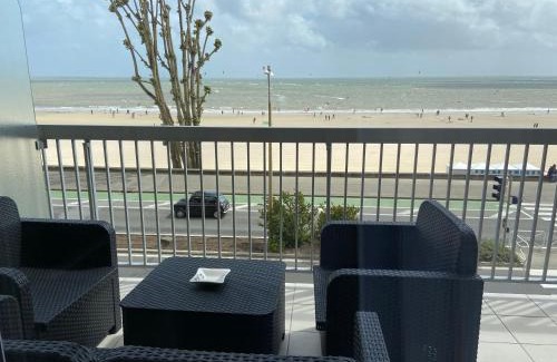 La Baule-Escoublac Apartment | Le Cheval Bleu