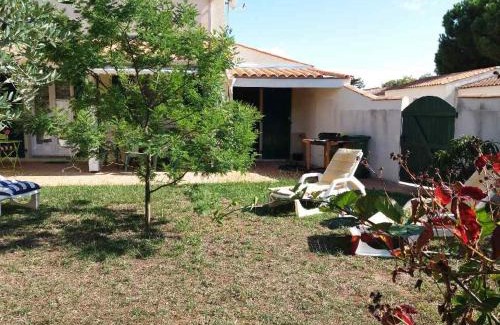 Dolus-d'Oleron Villa | Le clos de la Plage - Villa vintage avec jardin privé - 5mn de la plage - 6 personnes