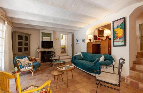 Cassis Villa | Le Clos De La Tour