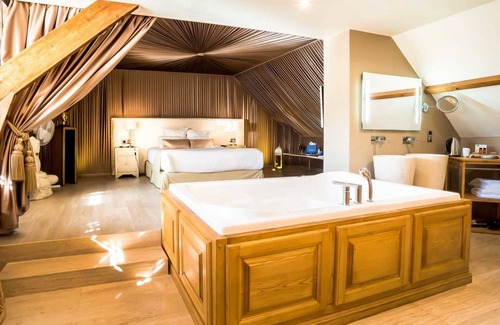 Neuville-Bosc Hotel | Le Clos des Vignes