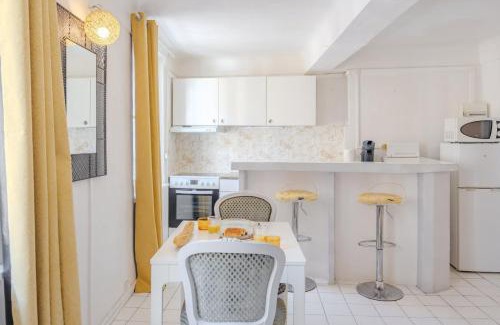Old Town Apartment | Le cocon - 5 min à pieds du Port