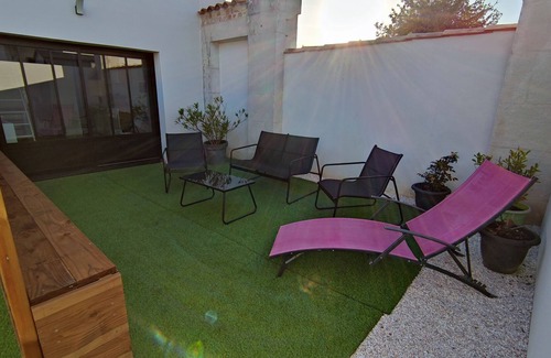 Aigrefeuille-d'Aunis Apartment | "Le Cocoon": your comfortable Studio!
