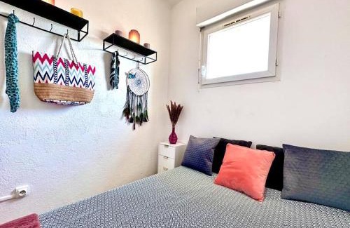 Fos-sur-Mer Apartment | Le Coin de Mer 2, Bord de mer, Plage 30m, Cosy, CLIM, Wifi, 4 personnes