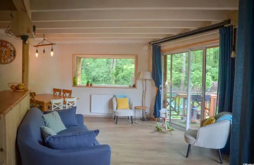 Le Teich Cabin | Le colibri, wooden house near river and forest