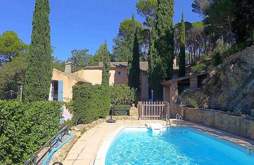 Suze-la-Rousse House | Le Devès, Holiday home, with swimming pool, terraced land