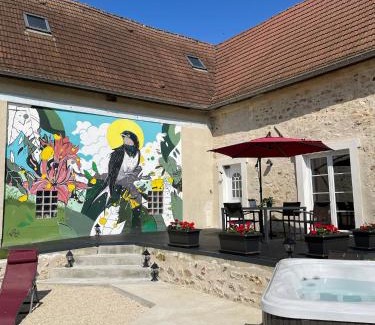 Coulonges-Cohan House | Le Domaine d'Ailleurs