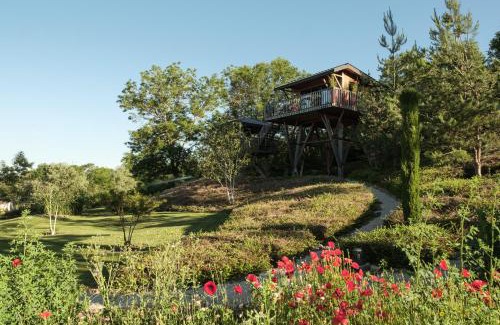 Jouey Hotel | Le Domaine des Prés Verts Suites & Chambres avec Jacuzzi Privatif