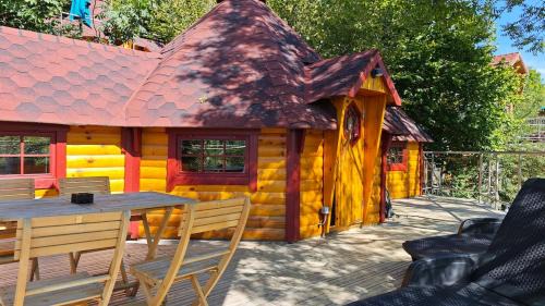 Foncine-le-Haut Ski Chalet | Le Féérik