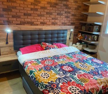 Guilhemery Apartment | Le Factory - 4p - Lumineux & Arboré- Parking-Balcon
