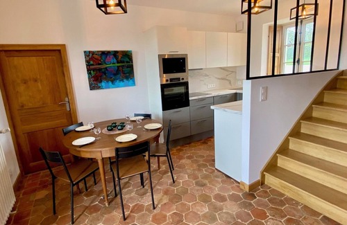 Champfremont Cottage | Le Fruitier at Château de La Bellière