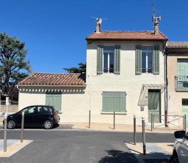 La Tour-d'Aigues Apartment | Le gîte du forgeron