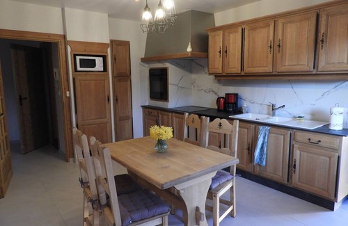 Les Bouchoux Apartment | Le Gitalet Stay ⭐️⭐️⭐️⭐️ with all comforts in the Jura 152 m2 with games room!