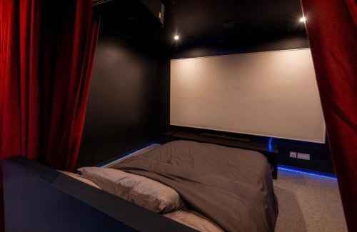 Malo-les-Bains Apartment | Le Grand Ecran - Studio Ambiance Cinéma