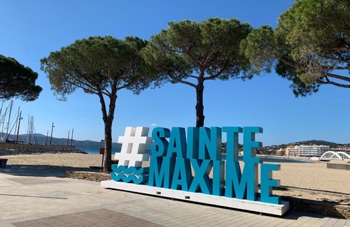Sainte-Maxime City Centre Apartment | LE GRAND LARGE