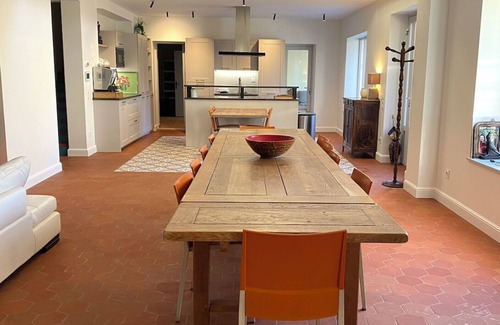 Pernes-les-Fontaines House | Le grand mas du Couchadou with heated indoor pool for 15 people