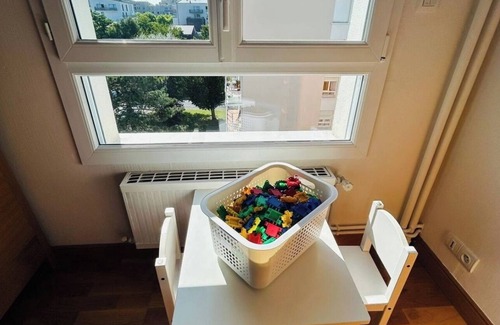 Quartier Malherbe Apartment | Le haie vigné, large quiet apartment close to town center