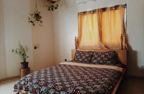 Abomey-Calavi Hotel | Le Hublot