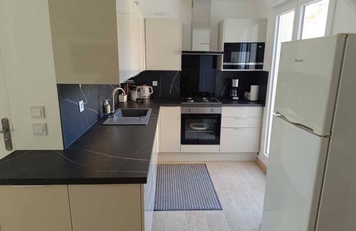 La Ciotat House | Le kalliste maisonnette 2 steps from the beach 2 terraces Private parking