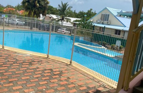 Sainte-Anne Hotel | Le Kanouane