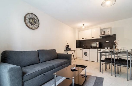 Le Luc Apartment | Le Laury - Apt 1 chambre