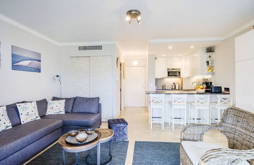 Cros-de-Cagnes Apartment | Le Lido - Piscine, proche plage