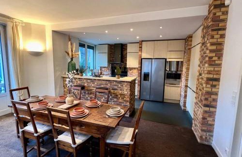 Bagneres-de-Luchon Apartment | Le loft d'Étigny