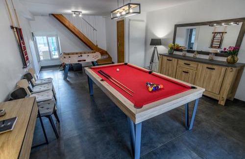 Dormans House | Le Logis du Marquis Jacuzzi Billard