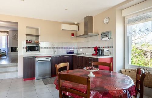 Aubenas House | Le Mas Coste - Three Bedroom House, Sleeps 7