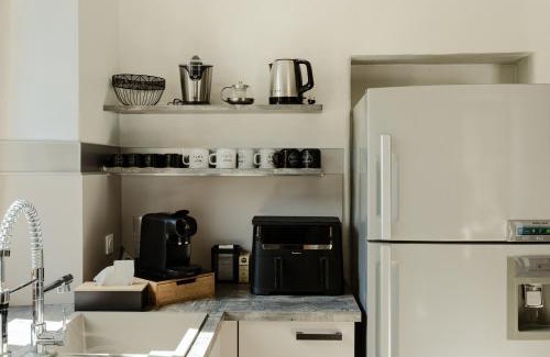 Loriol-sur-Drome House | Le Mas des deux Soleils