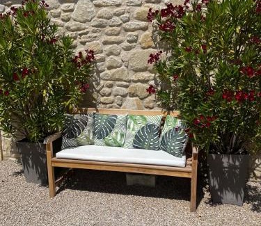 Cucuron House | Le Mazet d'Emilia avec jardin et piscine privés