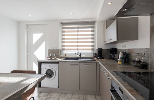 Bagneres-de-Bigorre Apartment | Le Montaigu – Bright apartment with view of Pic du Midi, nature and relaxation