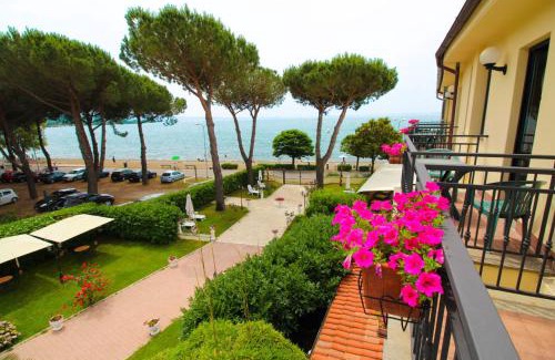 Bolsena Hotel | Le Naiadi Park Hotel Sul Lago