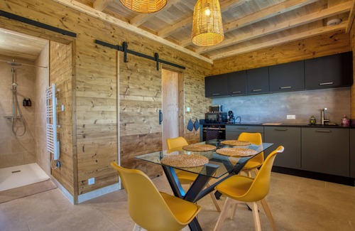 Sarlat-la-Caneda Ski Chalet | Le Pech Eternel : Lodge SPA des Oliviers