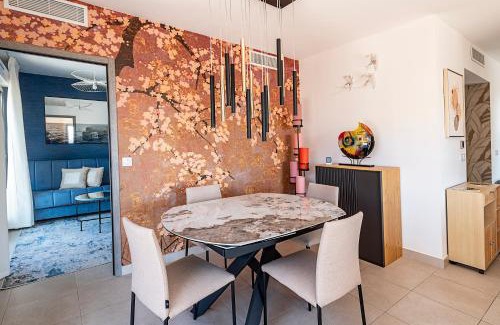 Menton Apartment | Le Penthouse de 220m2 - Jacuzzi - 3 Parkings - Climatisation - Terrasse