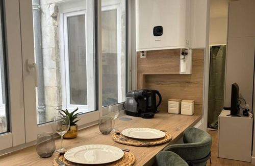 La Rochelle City Centre Apartment | Le Petit Fondeur | Modern and renovated in the heart of La Rochelle