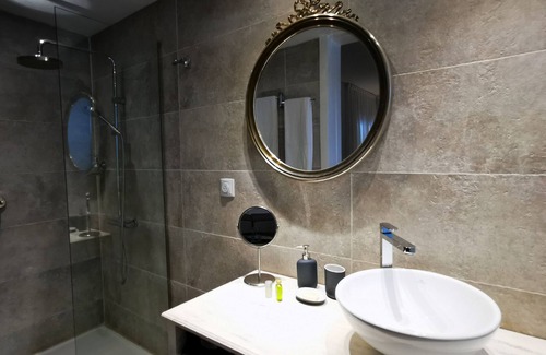 Municipality of Playa Hotel | Le Petit Mistinguett by Estampa