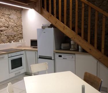 Saint-Malo-du-Bois House | LE PETIT MONTY Gite Côté Jardin