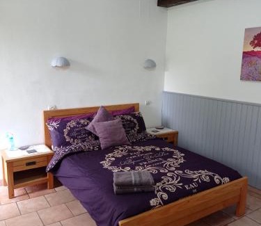 Sainte-Soline Bed & Breakfast | Le Petit Moulin Tournesol BnB
