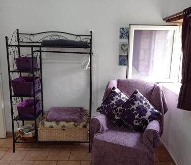 Sainte-Soline Bed & Breakfast | Le Petit Moulin Tournesol BnB