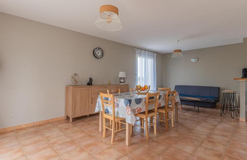 Valeyrac House | Le Pin Franc