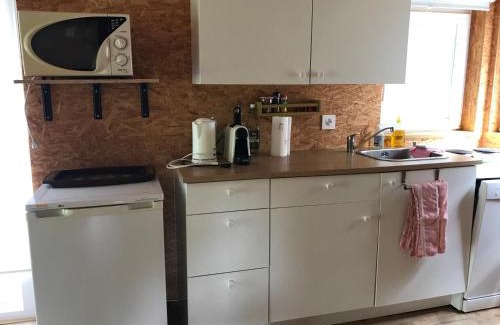 Colombier Ski Chalet | LE PIVERT, chalet confortable avec jardin à 100m du lac
