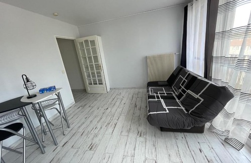 Centre Ville Rive Gauche Apartment | Le poète - appartement lumineux centre Rive Gauche - 148