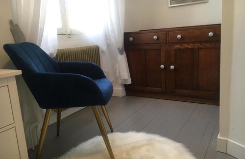 Puy-l'Eveque Bed & Breakfast | Le Presbytère B&B and Gite-Sleeps 4-6