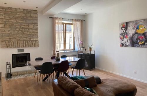 Bar-sur-Aube House | Le quai de St Pierre