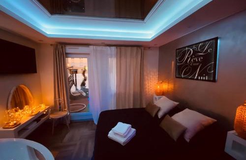 Sarreguemines Apartment | Le Rêve d'une Nuit suite Amour