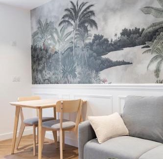 Laval Apartment | Le Ravito